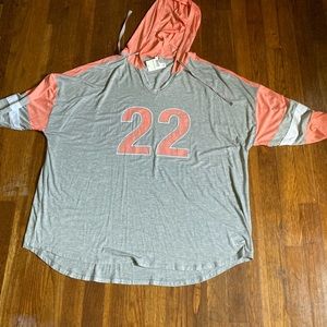 Gray and peach size. Size 18/20.